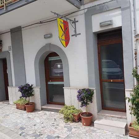 Dimora Saracena Guest House แตร์โมลิ ภายนอก รูปภาพ