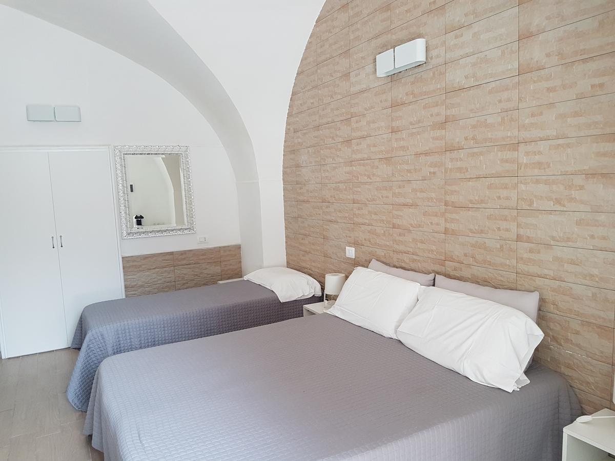 Dimora Saracena Guest House แตร์โมลิ ภายนอก รูปภาพ